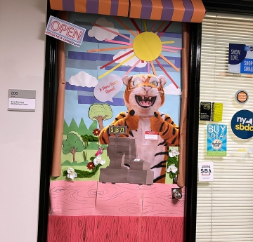 Office door decorated for Homecoming