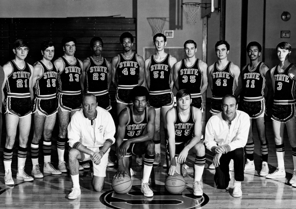 The 1969-1970 team posing for a group photo