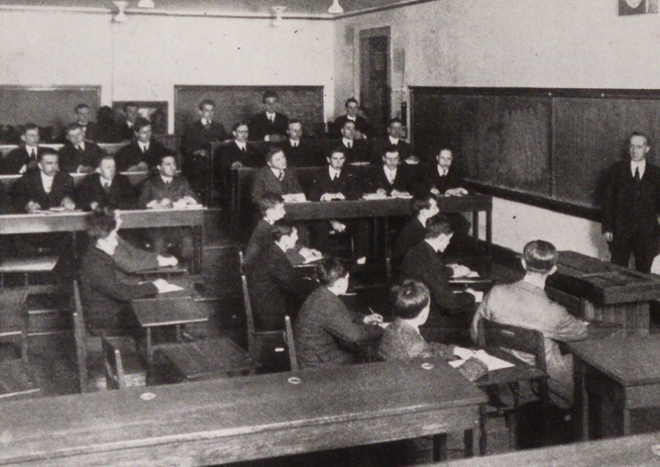 Evening vocational class 1919